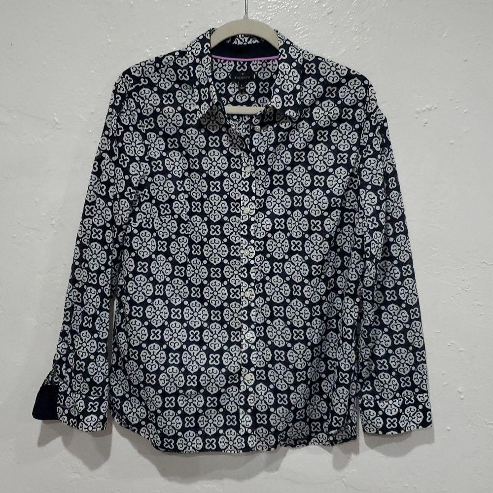 8 Piece Talbots Lot - 6 Button Down Shirts, 1 Blouse, 1 Dress - Size L - Picture 9 of 14